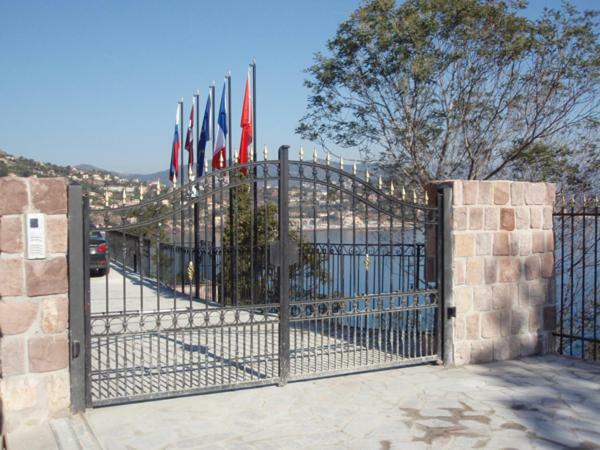 Théoule-sur-Mer Villas And Suites La Coraillere Resort מראה חיצוני תמונה
